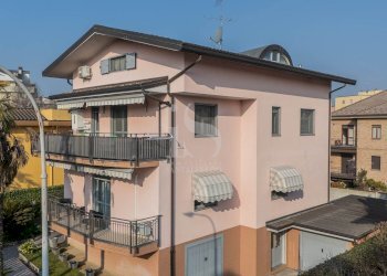 Bilocale VIA GAETANO DONIZETTI, 22, Muggiò - foto 2