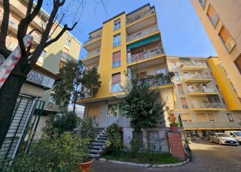 Trilocale Via pellegrino rossi, Milano (zona Dergano) - foto 32