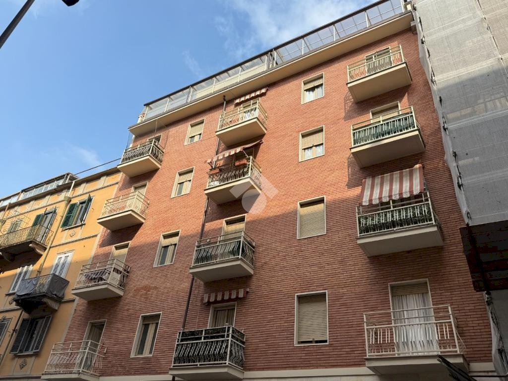 Trilocale Via monti vincenzo, Torino (zona San Salvario) - foto 1