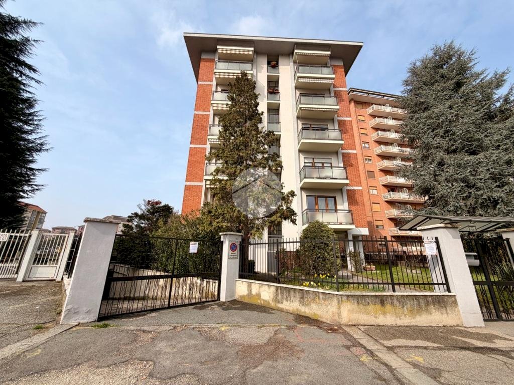 Box Via Luzzati, Torino (neighborhood Lucento) - photo 1