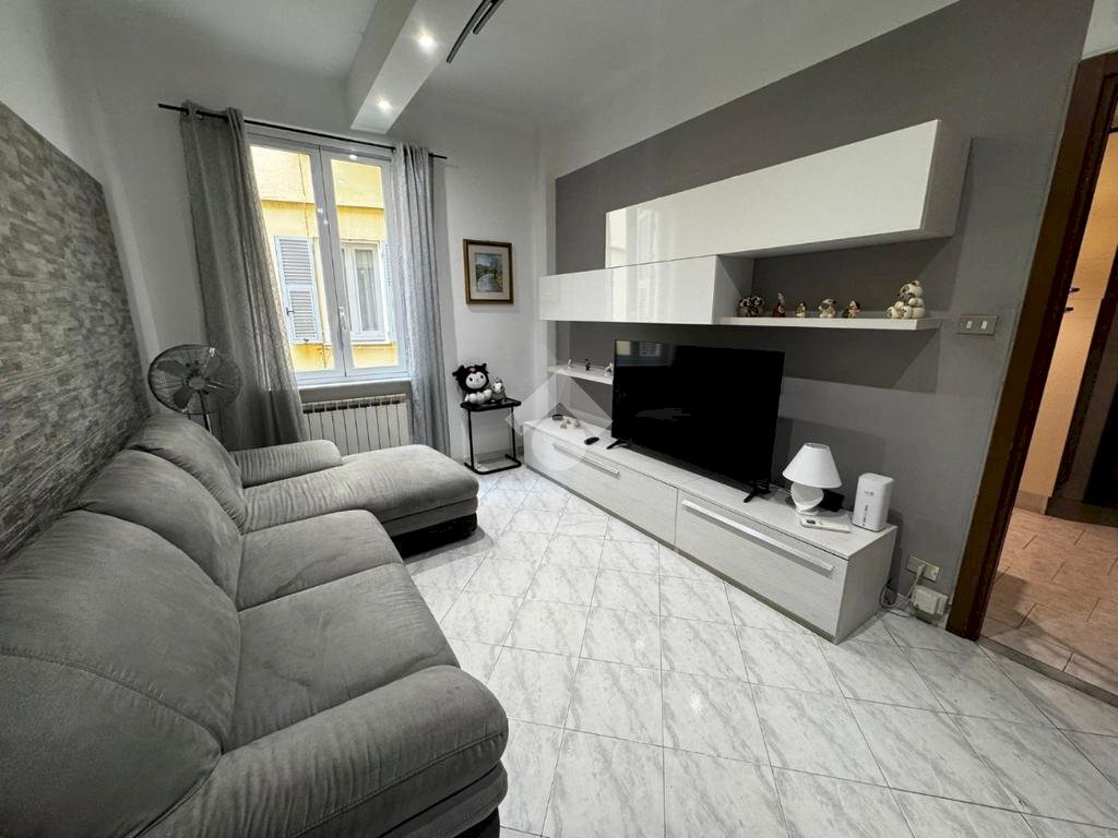 Appartamento Via Cesare Dattilo, Genova (zona Sampierdarena) - foto 1