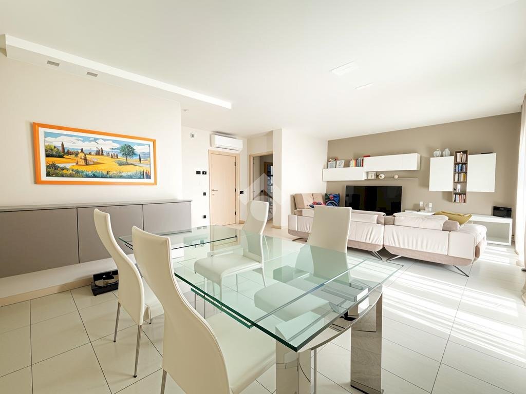 Three-room apartment Via Carlo Pisacane, Cornaredo - photo 1