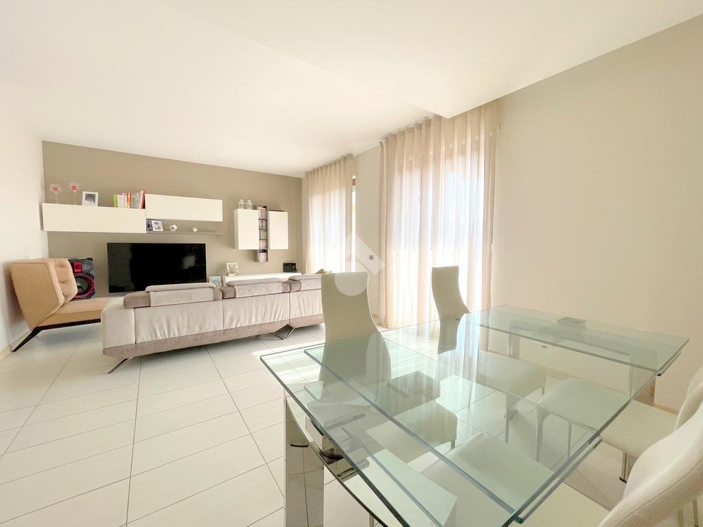 Three-room apartment Via Carlo Pisacane, Cornaredo - photo 2