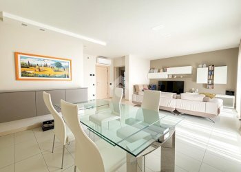 Trilocale Via Carlo Pisacane, Cornaredo - foto 1