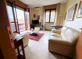 Three-room apartment Via Giacomo Matteotti, Peschiera Borromeo - photo 2