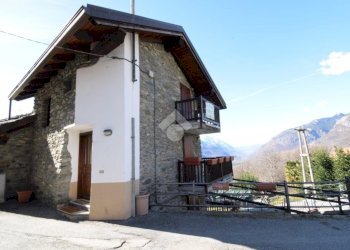 Semi-detached house Saint, Saint-Vincent - photo 1