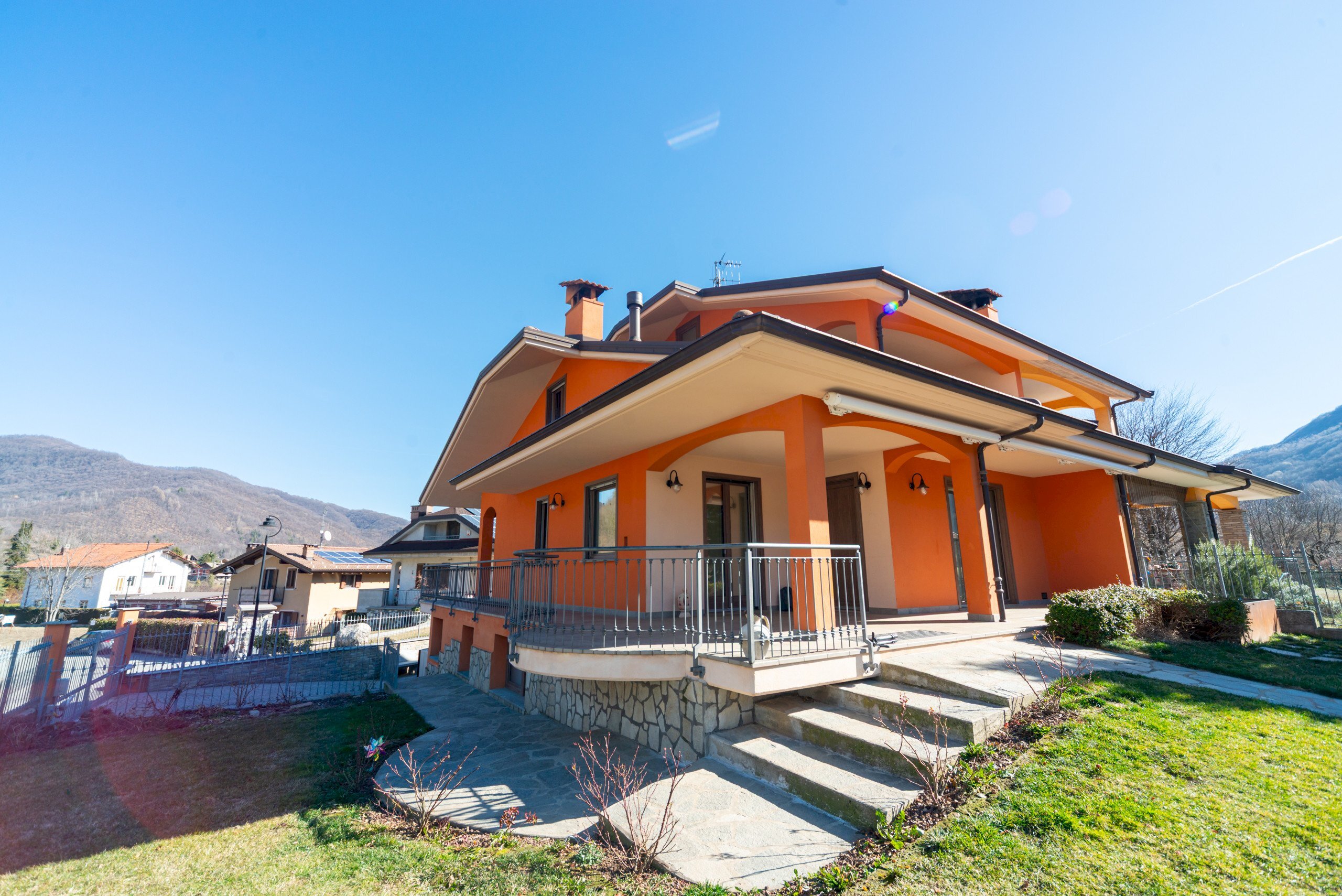 Villa Bifamiliare Via Vernetti, Cuneo - foto 1