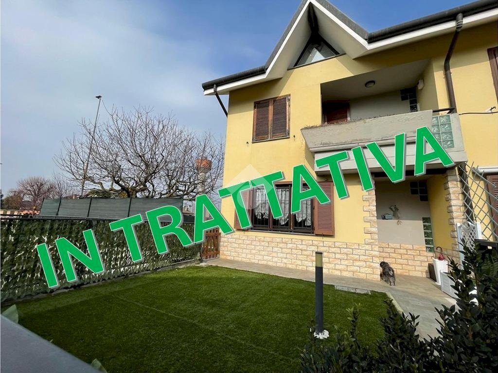 Villa a Schiera Via A. Visconti, Arconate - foto 1
