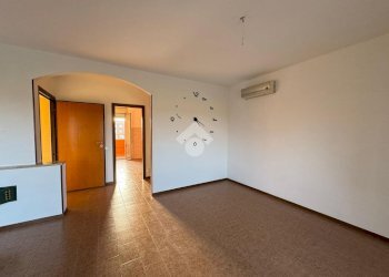 Trilocale Via Circonvallazione, Momo - foto 3