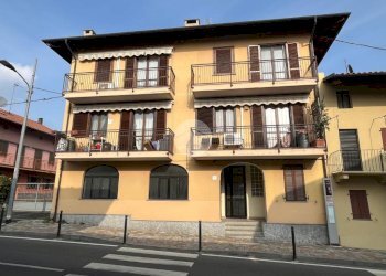 Bilocale Via 25 aprile, Castelletto Cervo - foto 1