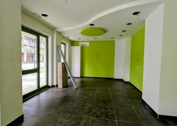 Locale Commerciale Via Sanniti, 69, Isernia - foto 5