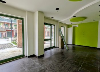 Locale Commerciale Via Sanniti, 69, Isernia - foto 6