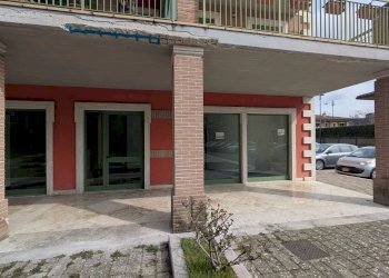 Locale Commerciale Via Sanniti, 69, Isernia - foto 19