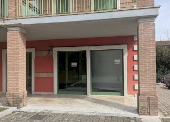 Locale Commerciale Via Sanniti, 69, Isernia - foto 20