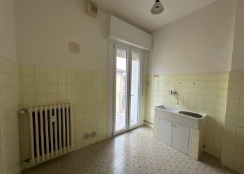 Cucina - Four-room apartment via Fosse Ardeatine, 11, Imola - photo 5