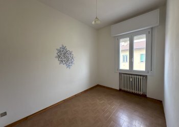Camera - Four-room apartment via Fosse Ardeatine, 11, Imola - photo 12