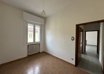 Camera - Four-room apartment via Fosse Ardeatine, 11, Imola - photo 13