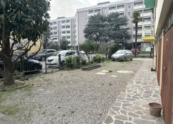 Cortile interno - Four-room apartment via Fosse Ardeatine, 11, Imola - photo 18