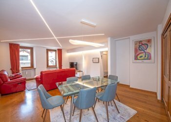 Trilocale VIA EDOUARD AUBERT N 57, Aosta - foto 1