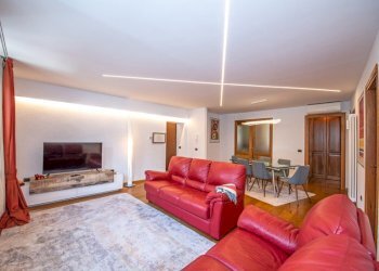 Trilocale VIA EDOUARD AUBERT N 57, Aosta - foto 3