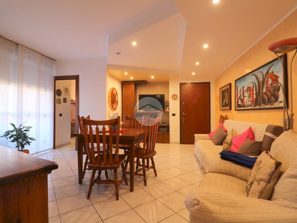 Four-room apartment Via Aldo Moro, Rho - photo 2