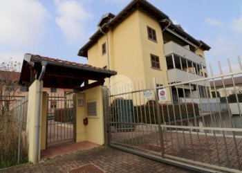 Bilocale Via Luciano Manara, Rho - foto 1