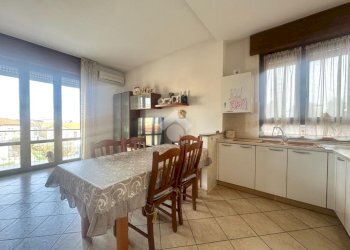 Quadrilocale Via S.Bernardo, Rescaldina - foto 2