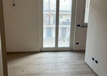 Two-room apartment Corso Piave, 123/4, Alba - photo 3
