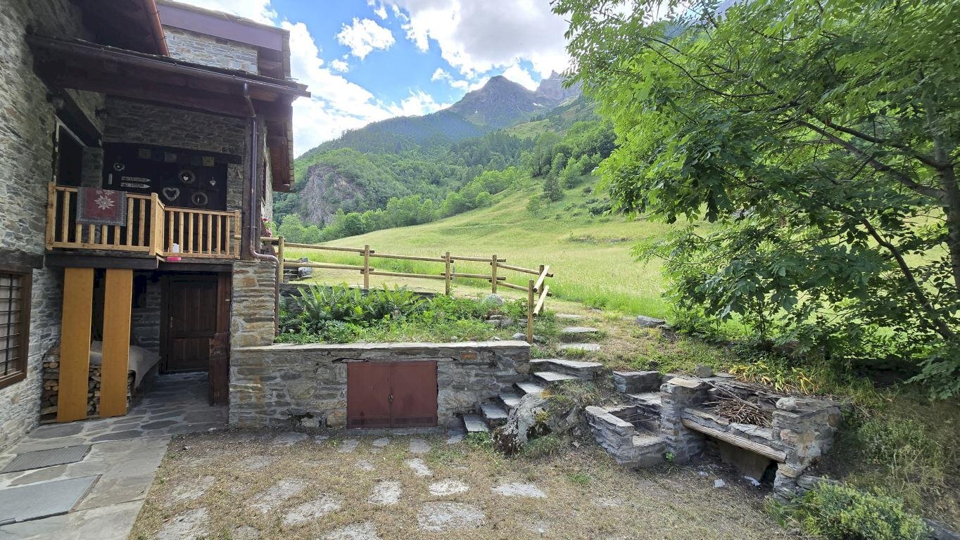 Four-room apartment frazione le mougnoz, Rhemes-Saint-Georges - photo 2