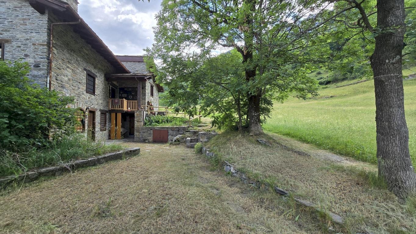 Four-room apartment frazione le mougnoz, Rhemes-Saint-Georges - photo 3