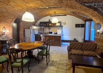 One-room apartment via Basse San Sebastiano, Cuneo (neighborhood Centro Storico) - photo 1