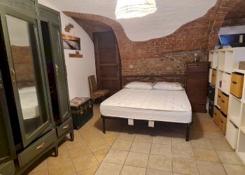 One-room apartment via Basse San Sebastiano, Cuneo (neighborhood Centro Storico) - photo 6