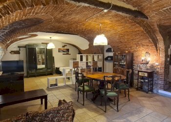 One-room apartment via Basse San Sebastiano, Cuneo (neighborhood Centro Storico) - photo 3