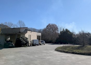 Locale Commerciale Viale 3 Marzo 1970, 162, Isernia - foto 2