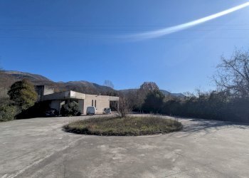 Locale Commerciale Viale 3 Marzo 1970, 162, Isernia - foto 27