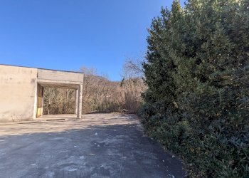 Locale Commerciale Viale 3 Marzo 1970, 162, Isernia - foto 31