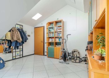 Mansarda Solaro - foto 2