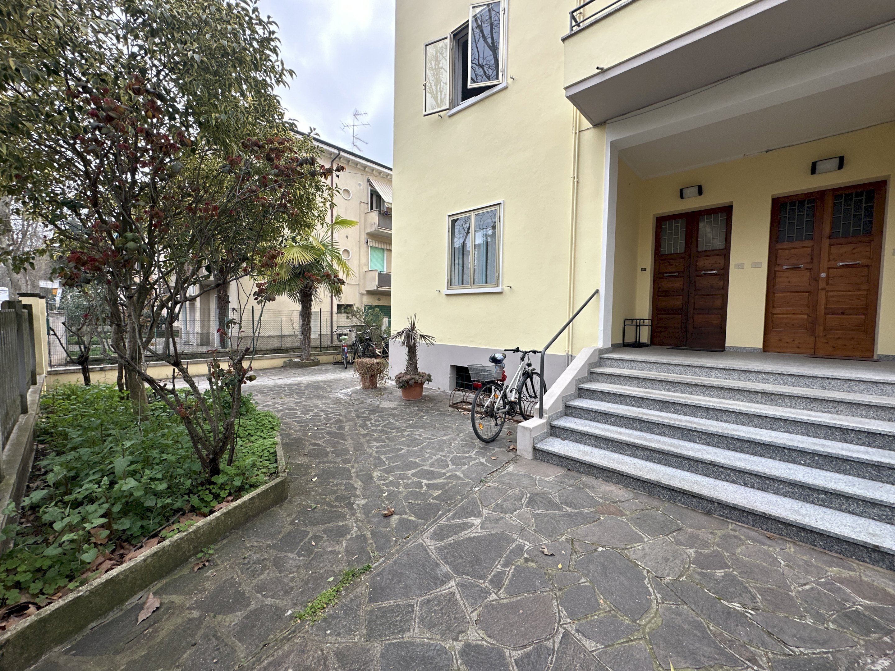 Cortile interno - Four-room apartment via Zampieri Vespignani, 19, Imola - photo 2