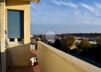 Three-room apartment Via Libertà, Vigliano Biellese - photo 9