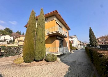 Independent house PORTA 43, Erba - photo 2