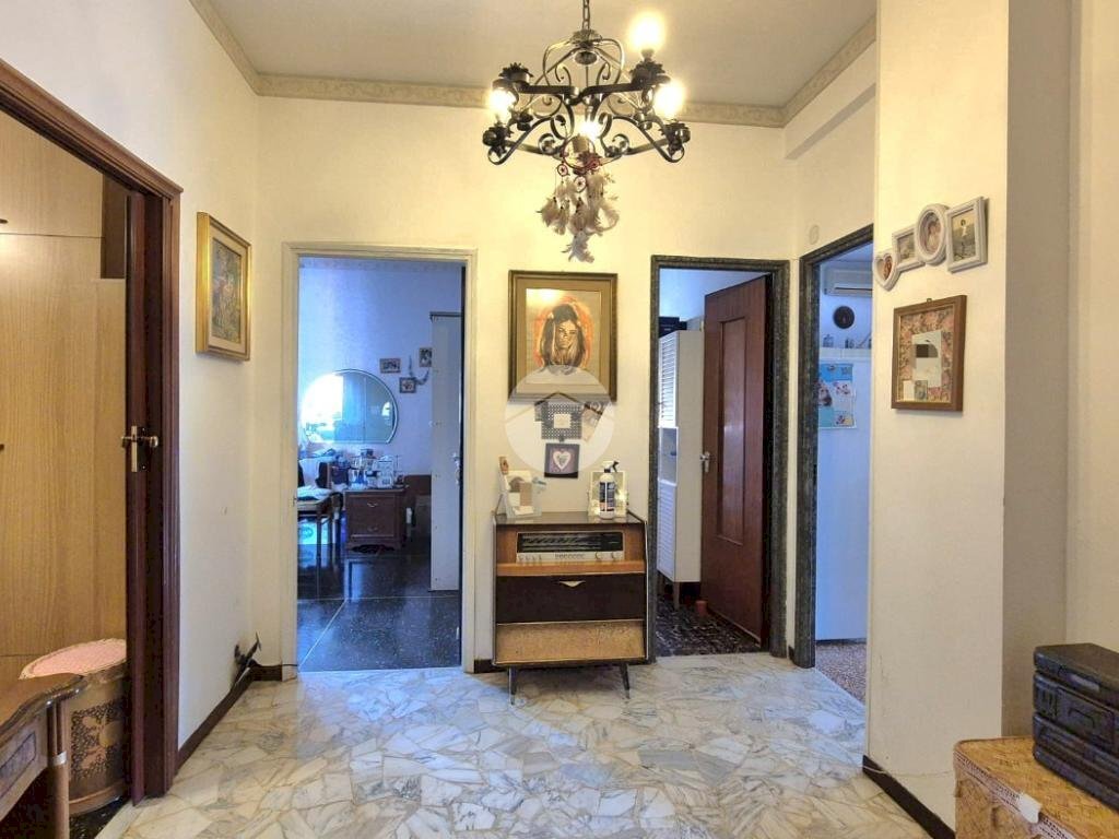 Quadrilocale Via Luigi Bartolomeo Durante, Genova (zona Prà) - foto 3