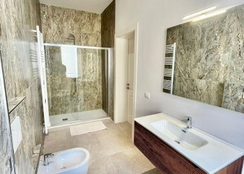 One-room apartment Lugo - photo 9