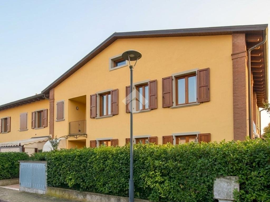 Three-room apartment Via Primo Maggio, Galliera - photo 2