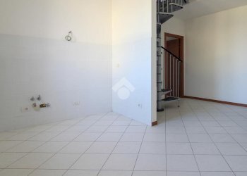 Trilocale Via Primo Maggio, Galliera - foto 10