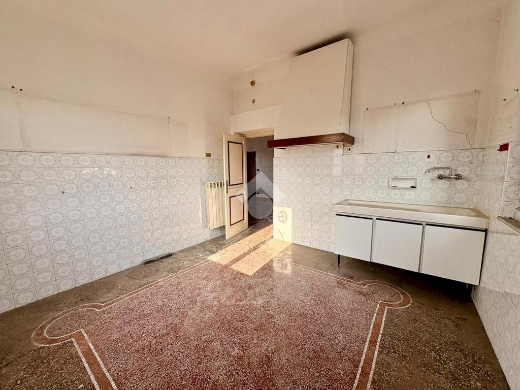 Three-room apartment Via Sardorella, Genova (neighborhood Bolzaneto) - photo 2