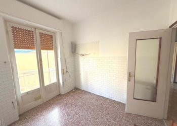 Trilocale Via Alcide De Gasperi, Campomorone - foto 12