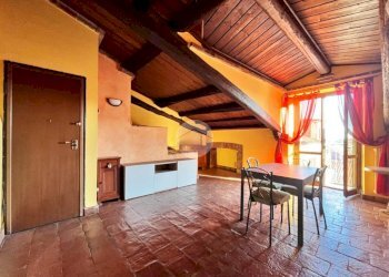 Three-room apartment Via palestro, Ivrea - photo 1