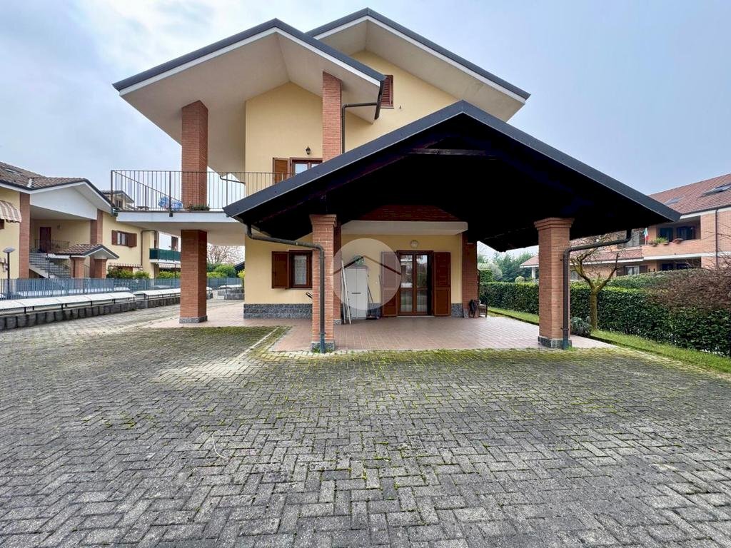 Apartment Via Genova, Volpiano - photo 1