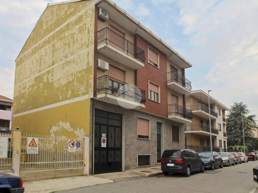 Two-room apartment Via Varese, Settimo Torinese - photo 1