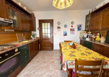 Apartment Viale Friuli, Ivrea - photo 5